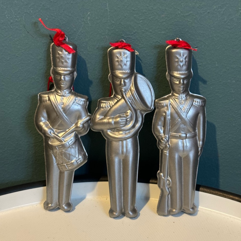 Set Of 3 Metal Toy Nutcracker Soldier Band Silver Christmas Ornaments